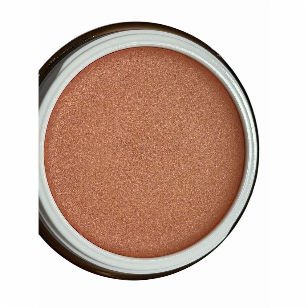Danessa Myricks Yummy Skin Blurring Balm Powder in Lowkey 6g low-lighting - Picture 2 of 14